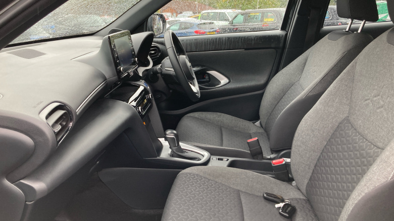 Toyota Yaris Cross 1.5 Hybrid Design 5dr CVT Hybrid Estate